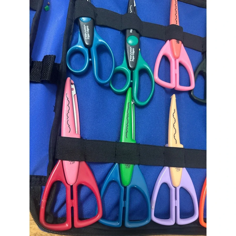 Fiskars & Provo Craft Decorative Edge Scissors Set 18 Pairs with Zippered Case
